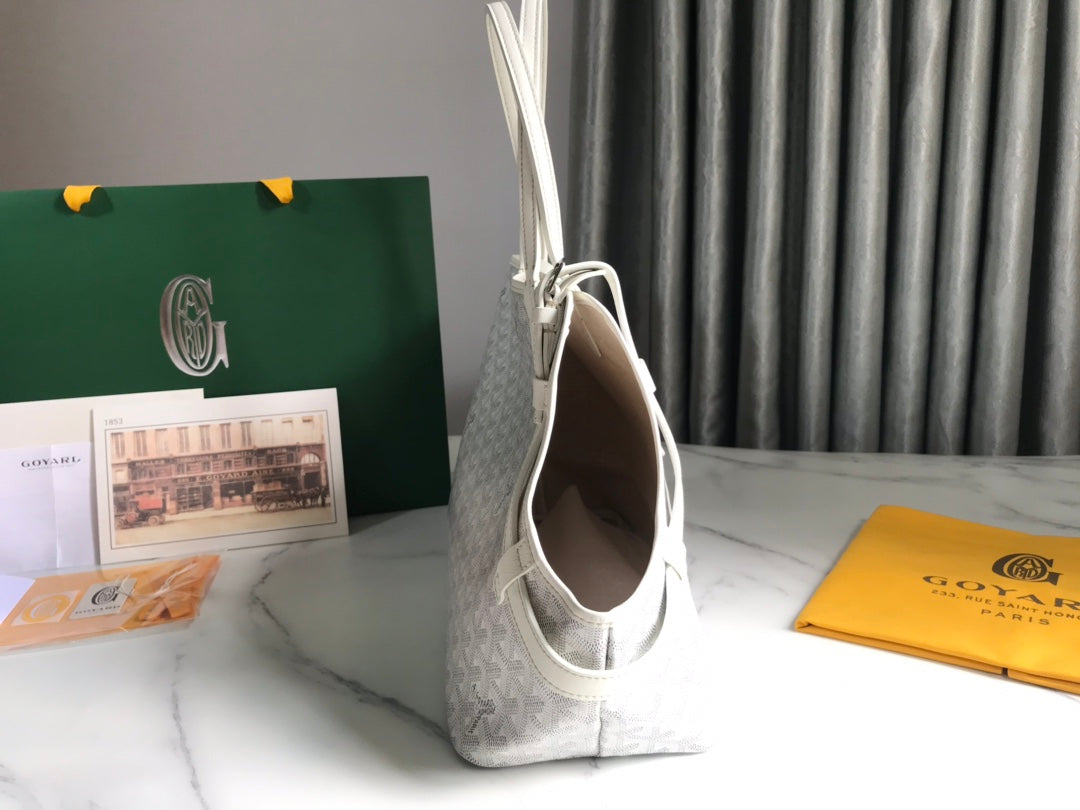 CHIEN GRIS BAG 33 IN WHITE GOYARDINE CANVAS AND TAN CALFSKIN TRIM