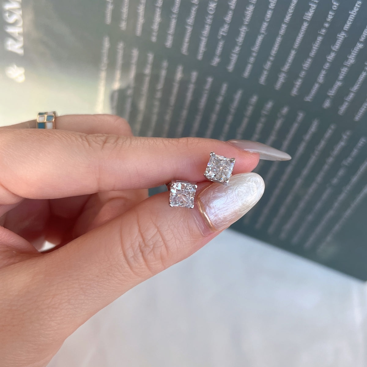[AURORA]1.0 Carat Radiant Princess Cut Wedding Earrings