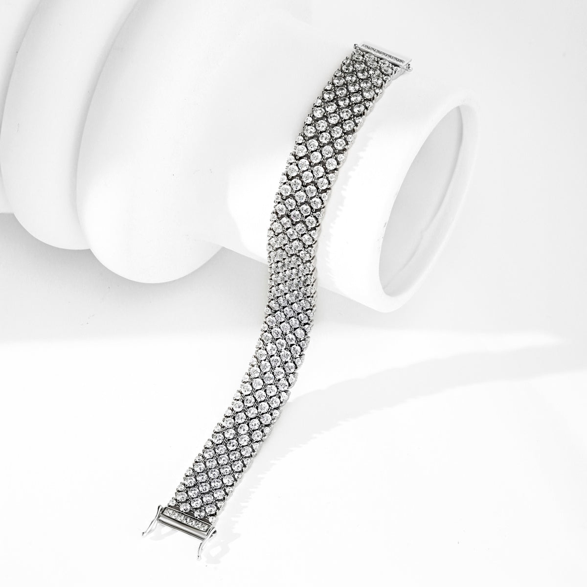[AURORA]Ornate Elegant Round Cut Party Bracelet