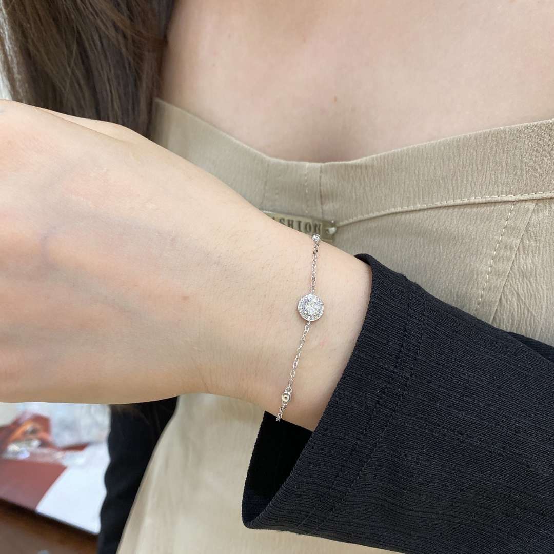 [AURORA]Dazzling Round Cut Shape Bracelet