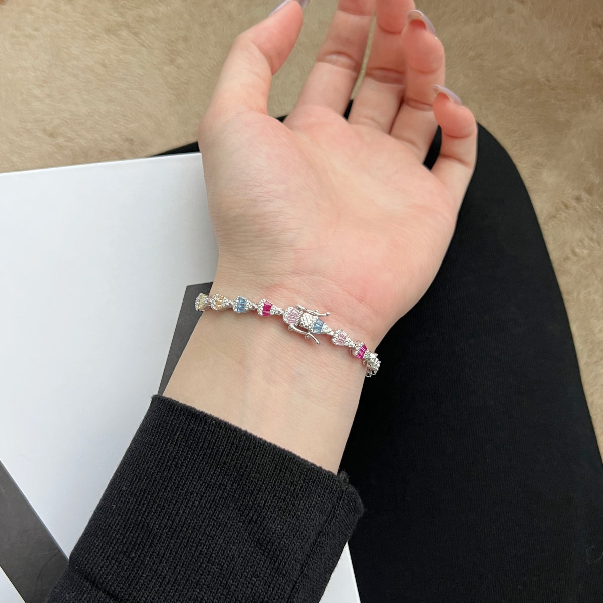 [AURORA]Radiant Water Drop Shape Daily Bracelet