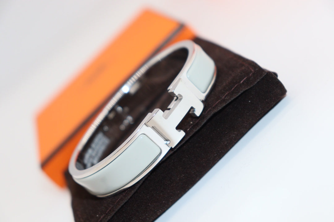 [AURORA]H LIGHT BLUE BRACELET