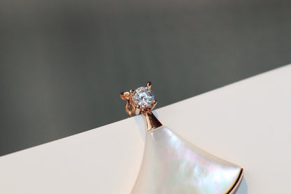 [AURORA]DREAM NECKLACE WHITE MOP PINK GOLD 1 DIAMOND