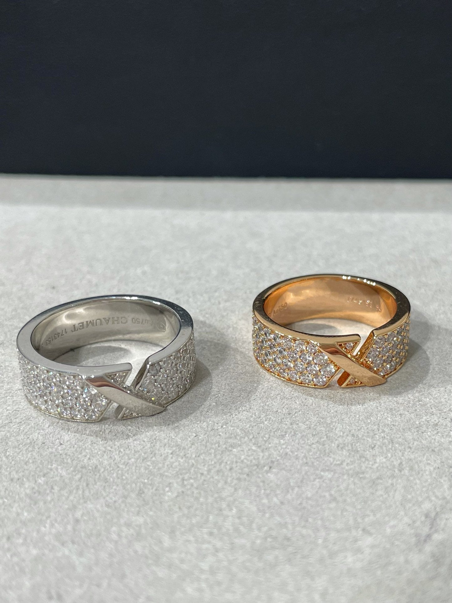 [AURORA]LIENS EVIDENCE  DIAMOND PAVED RING
