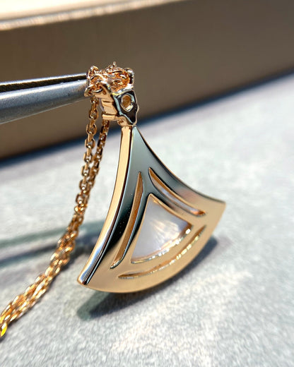 [AURORA]DREAM MOP DIAMANT-HALSKETTE AUS ROTGOLD