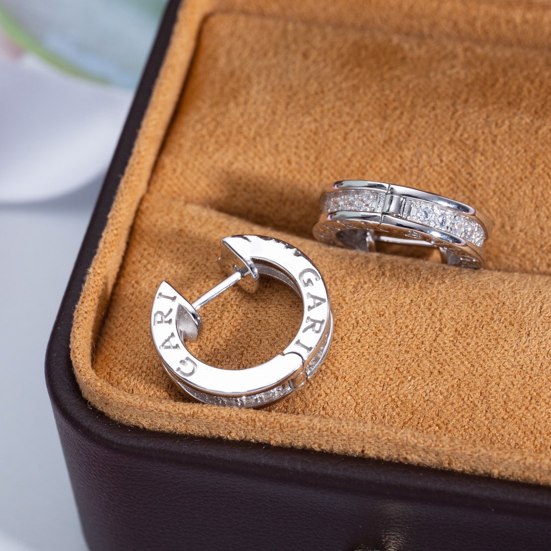 [AURORA]ZERO 1 MINI SILVER DIAMOND EARRINGS