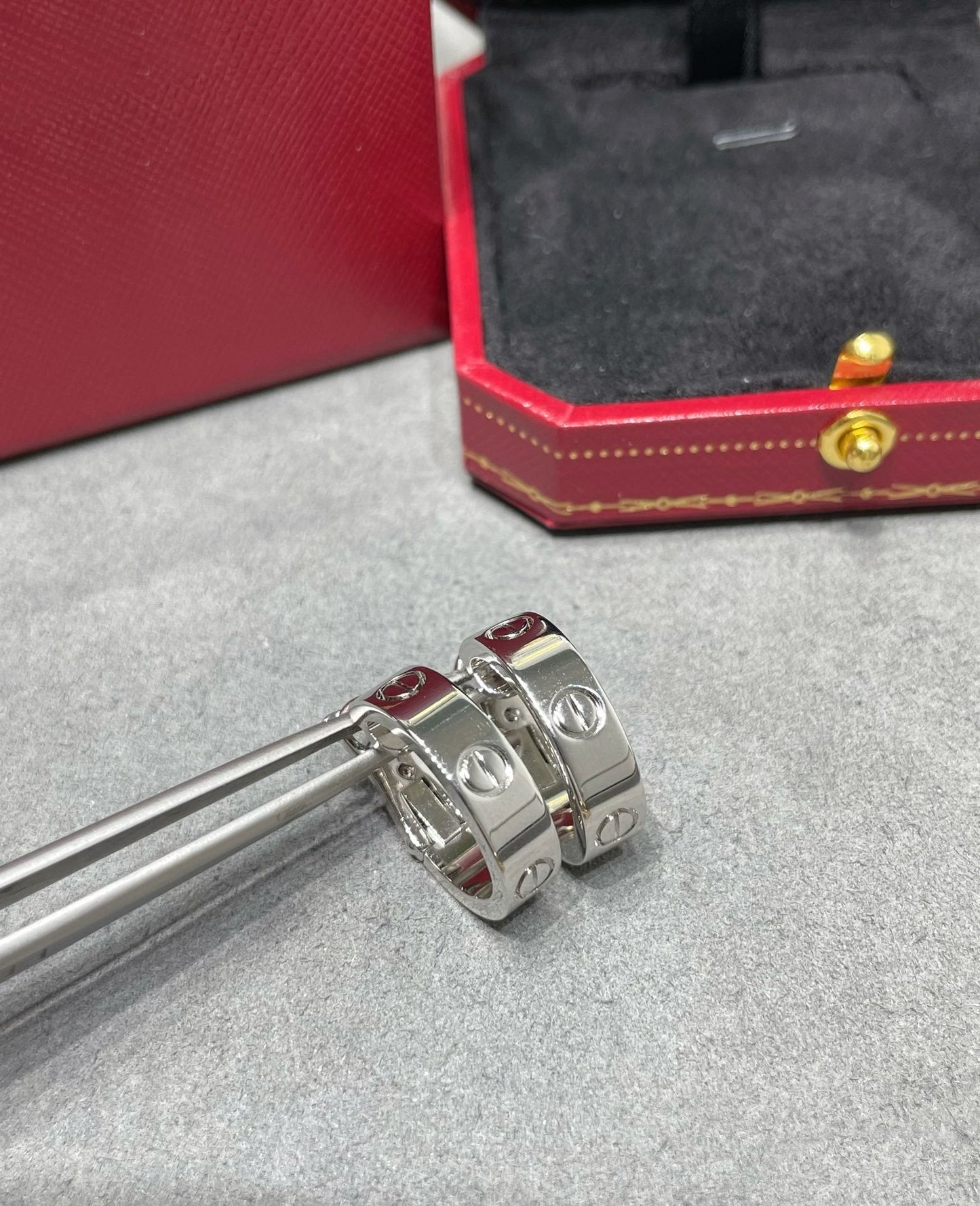 [AURORA]LOVE 5.5MM EARRINGS