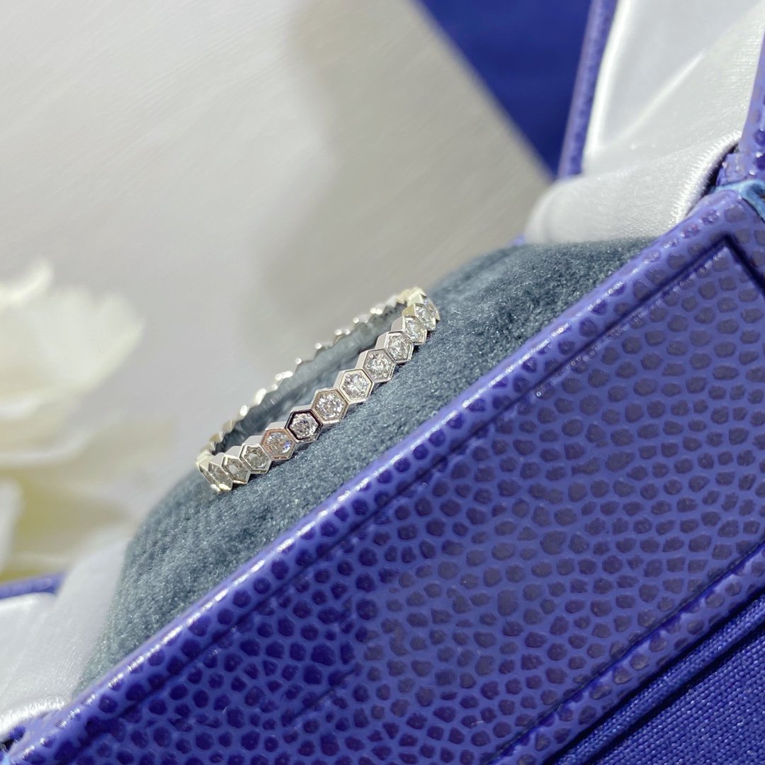[AURORA]BEE LOVE DIAMOND PAVED SMALL RING