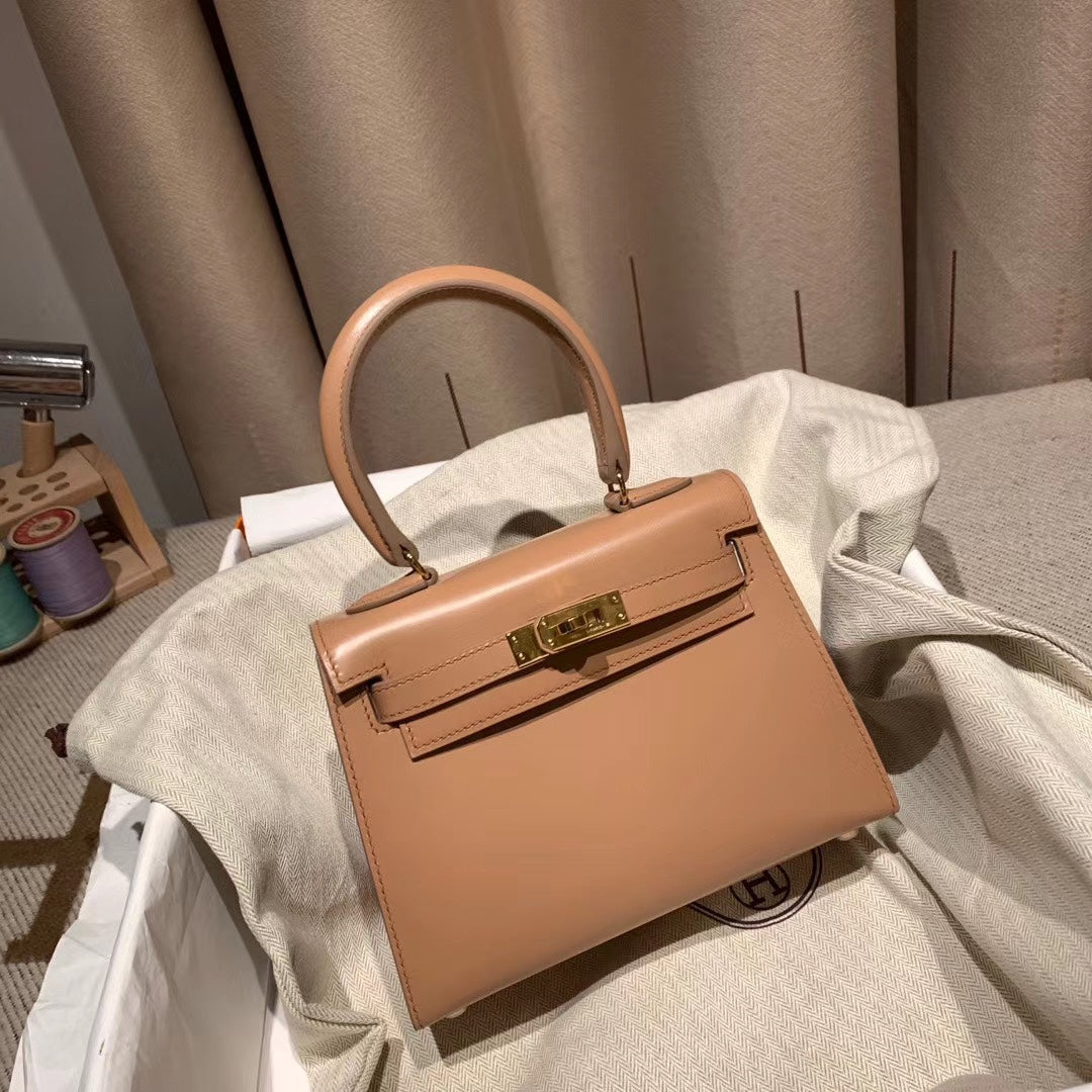 KELLY MINI 20 BAG IN CORAL PINK SMOOTH CALFSKIN WITH GOLD HARDWARE (MADE-TO-ODER)