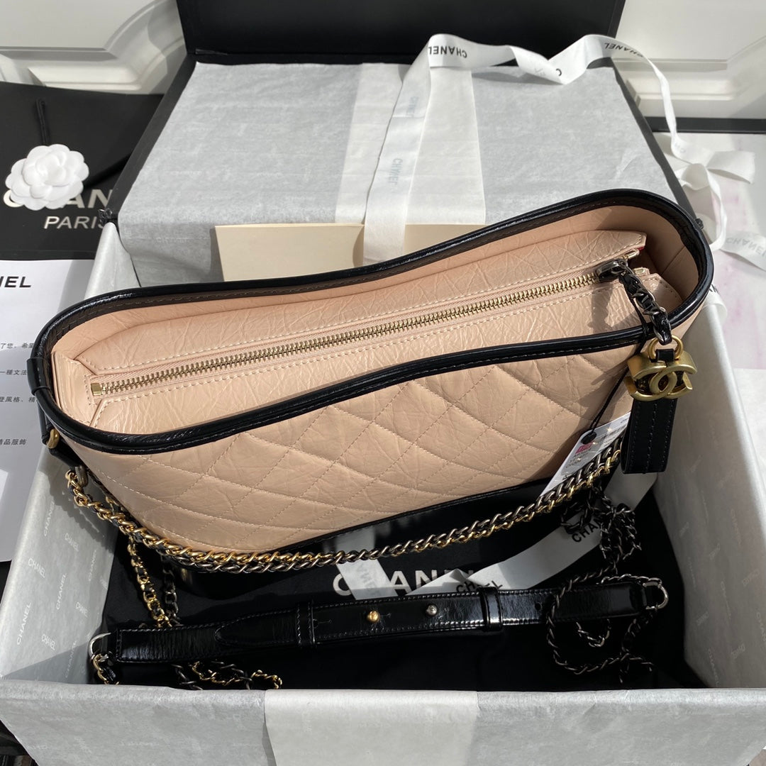 CC GABRIELLE MEDIUM 28 HOBO BAG IN ALMOND BEIGE MIX BLACK CALFSKIN