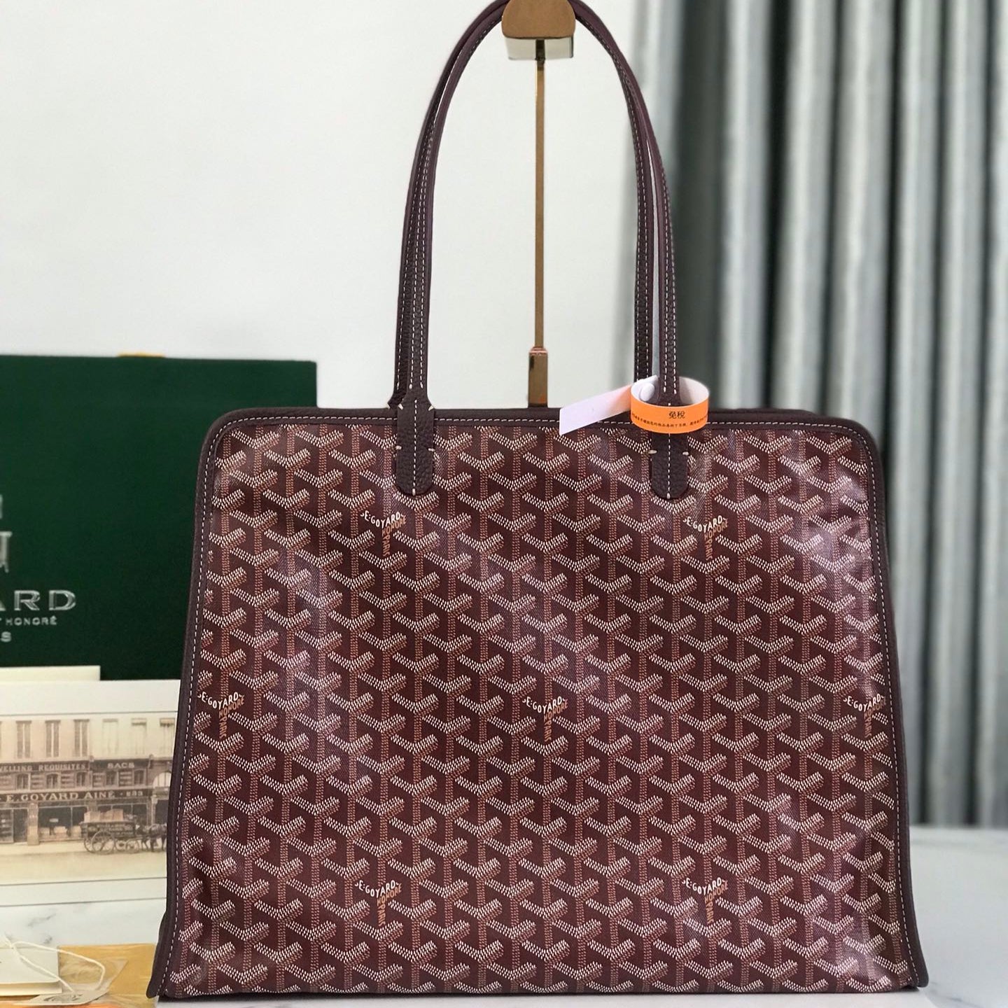 HARDY PM BAG 40 IN BROWN GOYARDINE CANVAS AND TAURILLON LEATHER TRIM