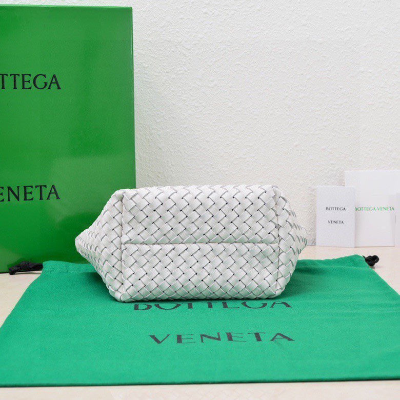 Mini Cabat 20cm White Lambskin Ghw