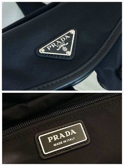 BELT BAG 27 IN BLACK RE-NYLON
