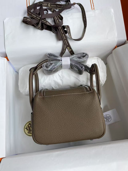 Mini Lindy Elephant Grey Silver Buckle