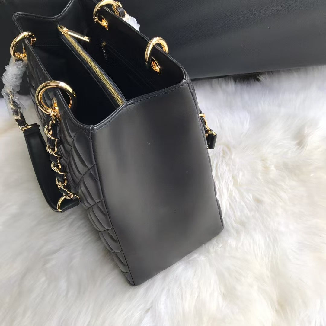 GST BLACE LEATHER SHOPPING BAG WITH GOLD HARDWARE