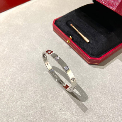 [オーロラ]ラブブレスレット 6.1mm 10ダイヤモンド