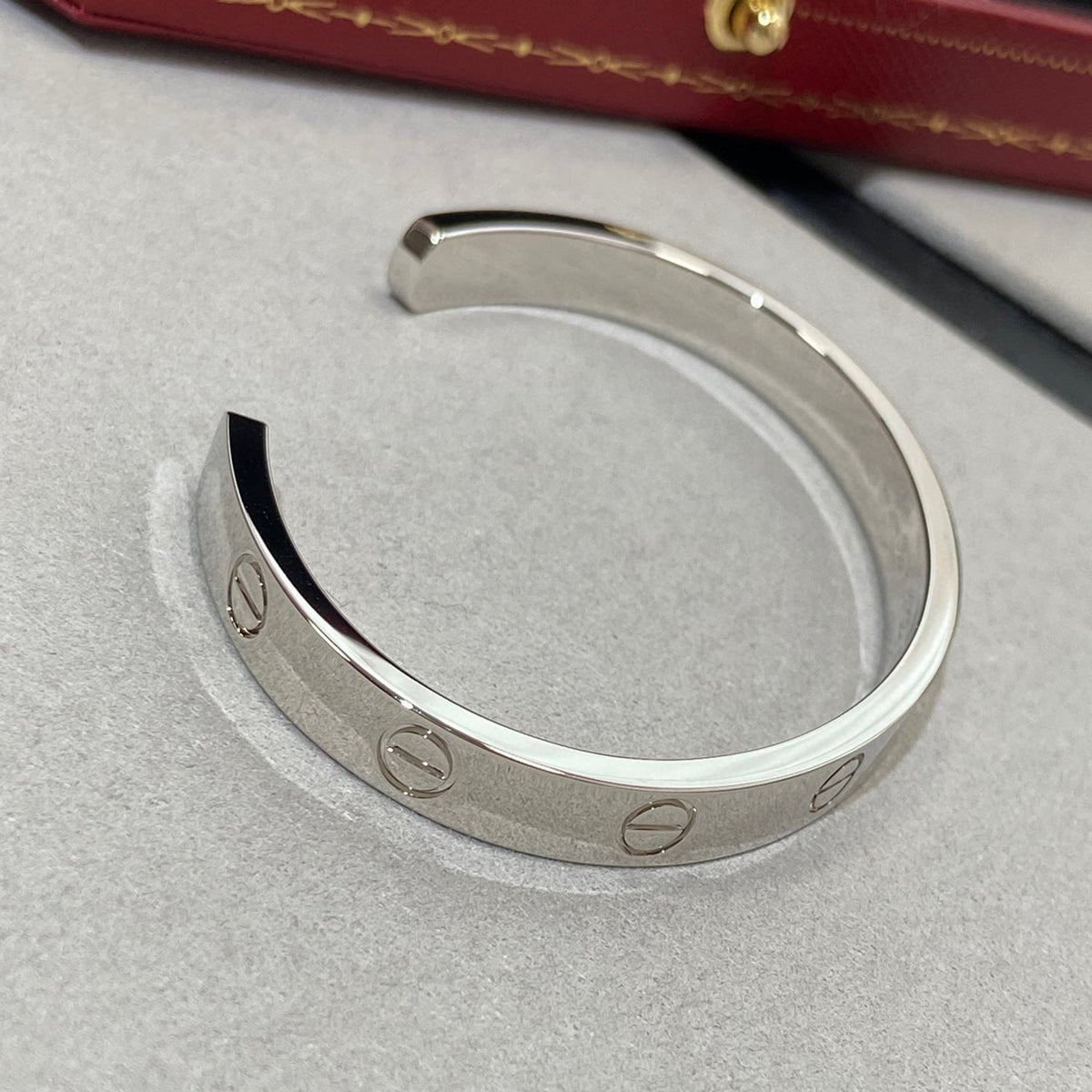 [AURORA]LOVE BRACELET 6.1MM 1 DIAMOND OPEN CUFF