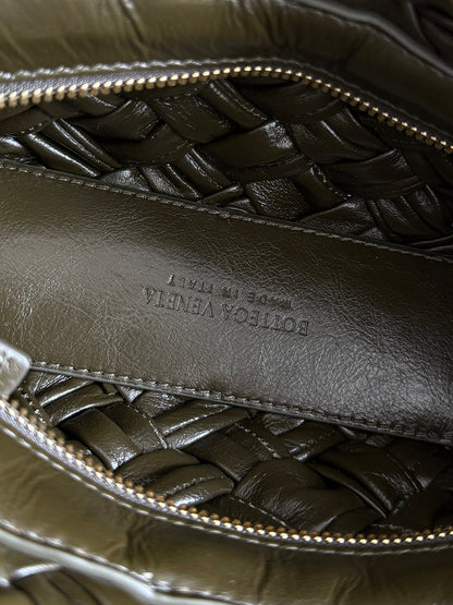 KELIMERO CHA-CHA CLUTCH 28.5 IN DARK GREEN LAMBSKIN