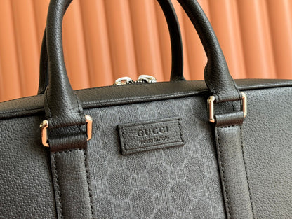 JUMBO MEDIUM BRIEFCASE 36.5 IN EXTRA DARK GREEN GG CALFSKIN