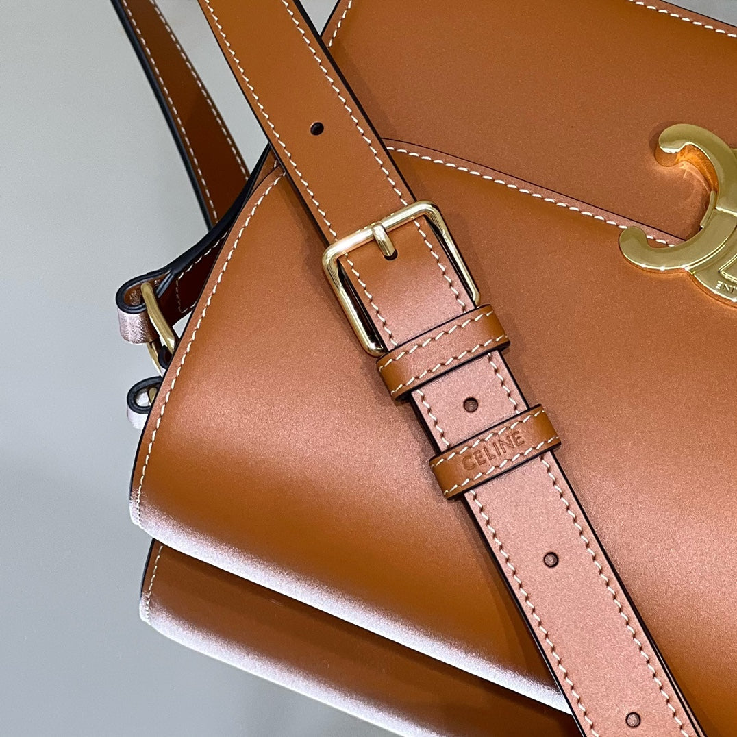 MINI CLAUDE 22 SHINY CALFSKIN CINNAMON BROWN