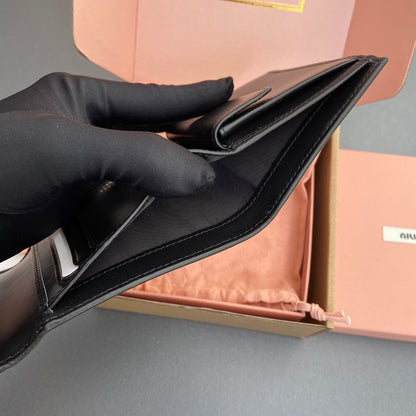 WALLET 12 IN BLACK SMOOTH CALFSKIN GOLD HARDWARE