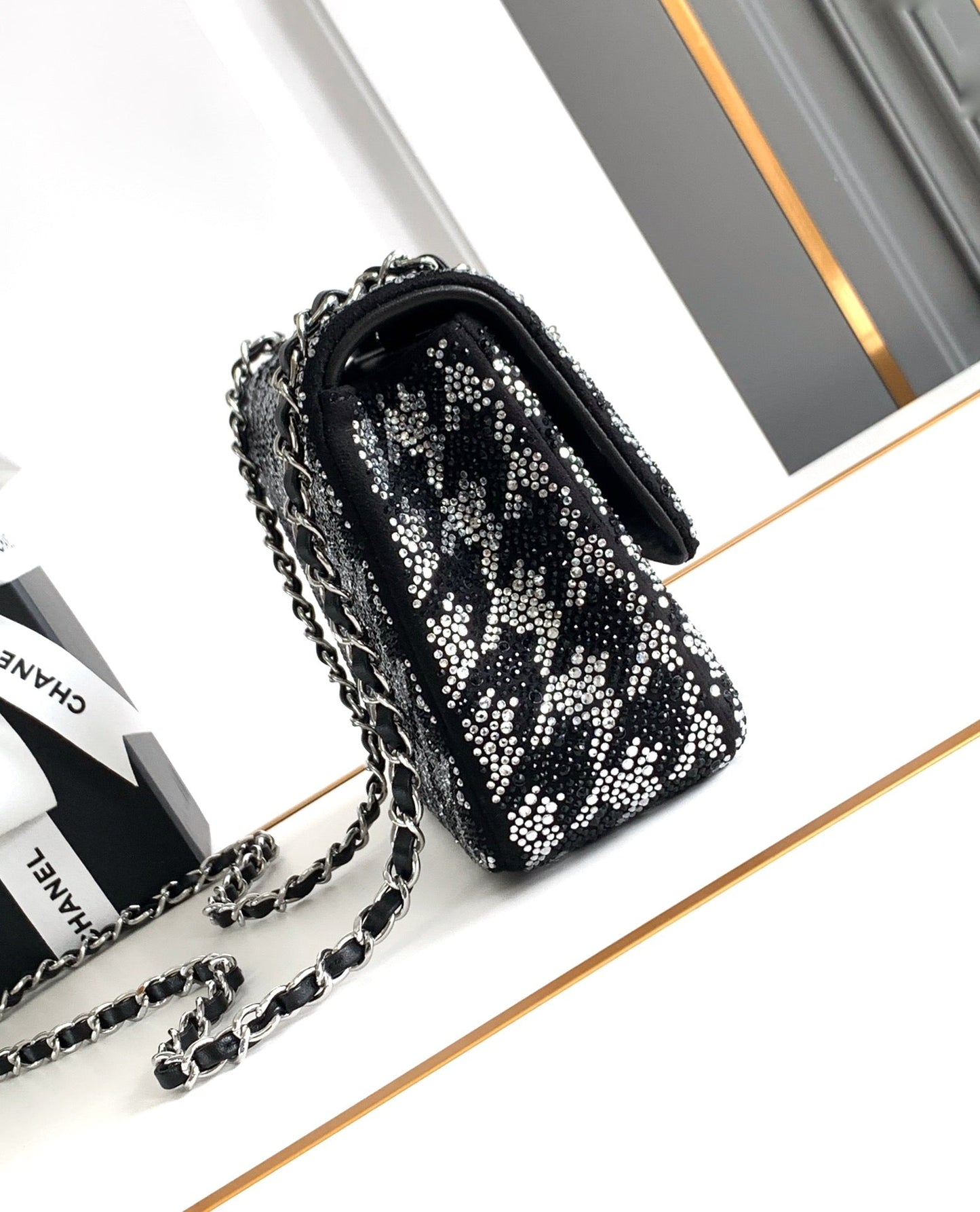 CC 21 EVENING BAG IN BLACK MIX SILVER CALFSKIN