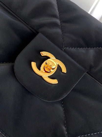 HOBO BAG 32 IN BLACK NYLON WITH GOLD METAL