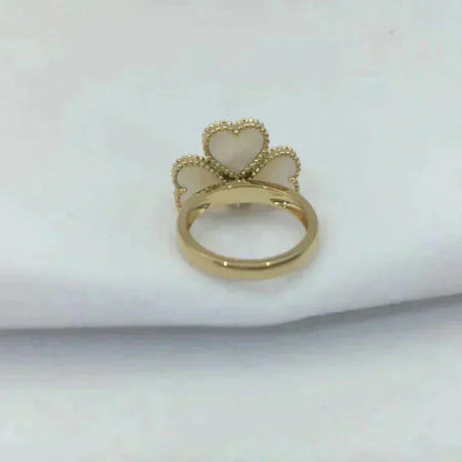 [AURORA]SWEET CLOVER WHITE MOP RING